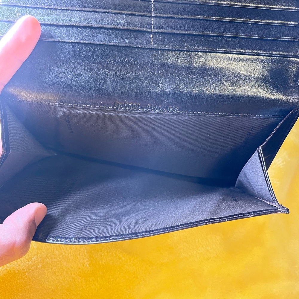 Authentic Fendi Wallet - Picture 5 of 6